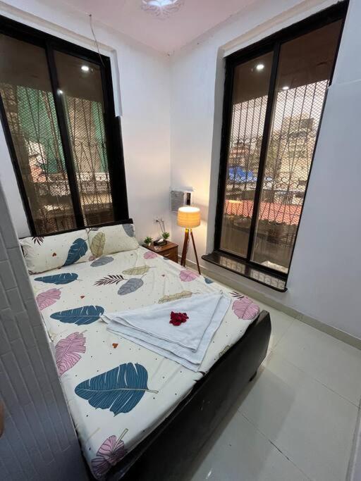 Budget Friendly 2bhk At Pali Hill * Bombaj