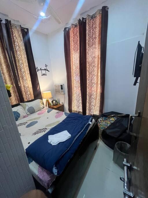 Budget Friendly 2bhk At Pali Hill Apartament *